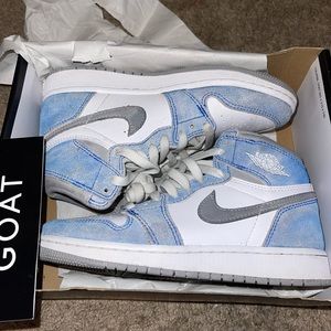 Jordan 1 Retro High Hyper Royal Smoke Grey , 4.5 ( Grade School )